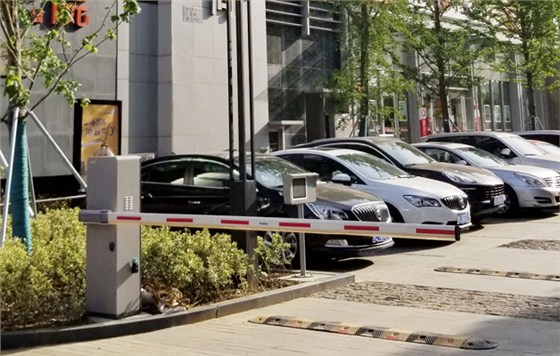 德亞無人值守停車系統