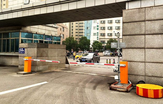 德亞校園車輛管理系統